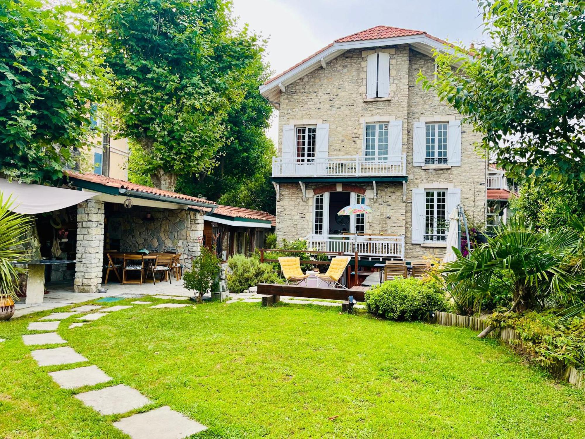 Villa Ajna บาย็อนน์ ภายนอก รูปภาพ